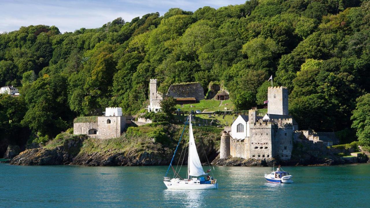 The Nautical Nest In The Heart Of Dartmouth Villa Bagian luar foto